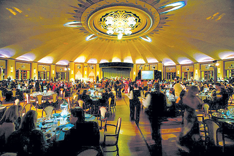 Catalina Conservancy Ball Weathers Storm