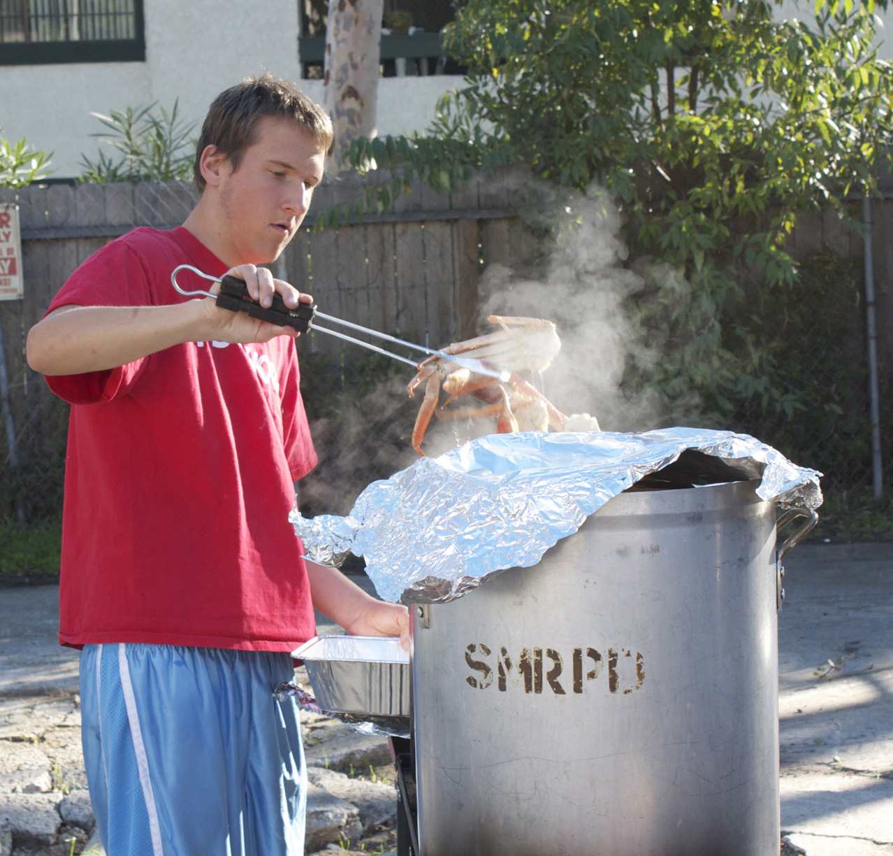 United Anglers to Host Crab Feed and Tackle Swap Meet Nov. 12