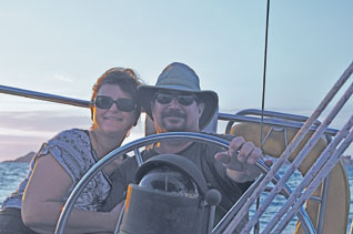 Craig and Linda Lyons Win Landmark Quiz