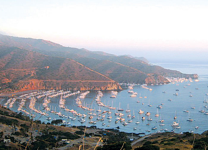 Two Harbors Plans Special Offer for Fall Mooring
