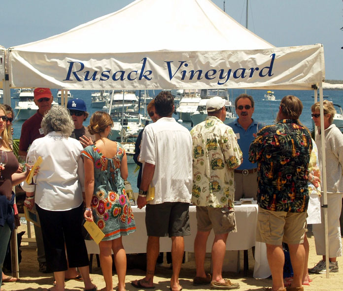 Two Harbors Hosts 12th Annual Wine Festival
