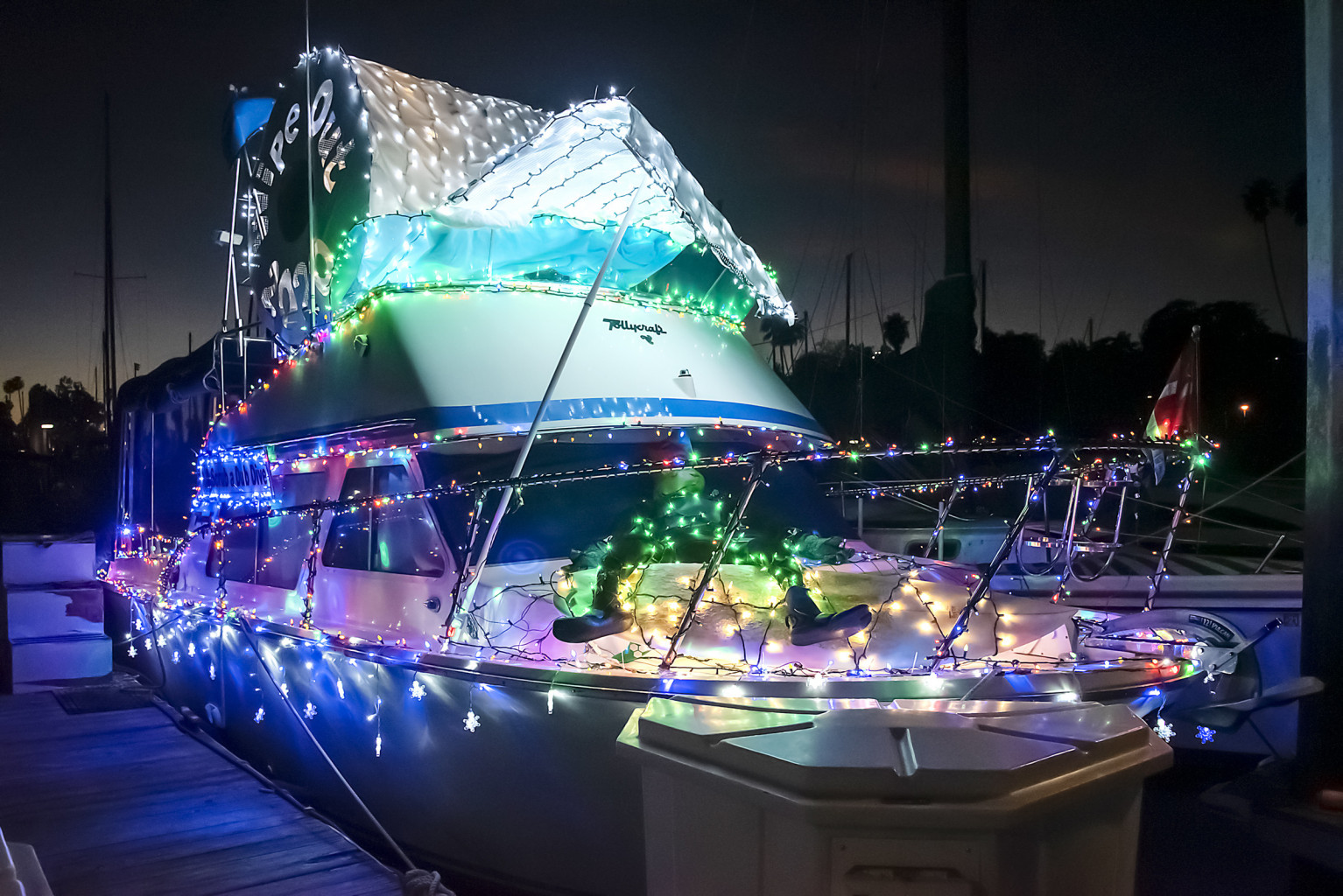 Santa Barbara "Paradeless" Parade of lights
